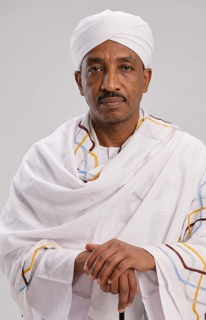عامر حسون يكتب عن الصادق الأزرق