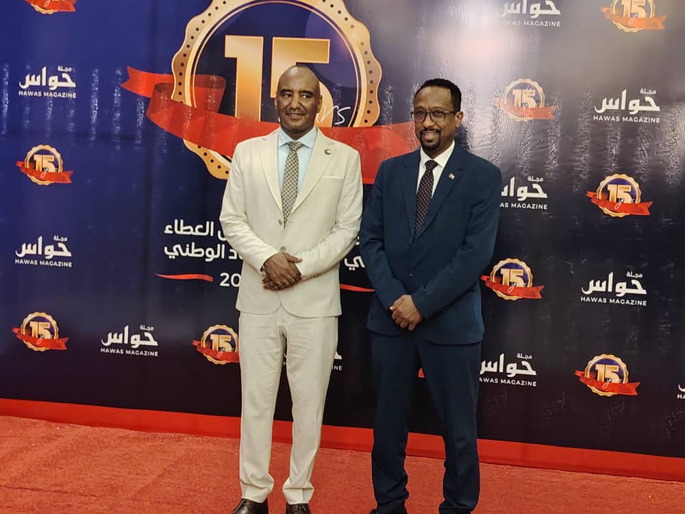 «حواس» تحتفل بـ15 عاماً من الصمود.. رئيس تحريرها يوجه خمس رسائل من قلب الخرطوم.